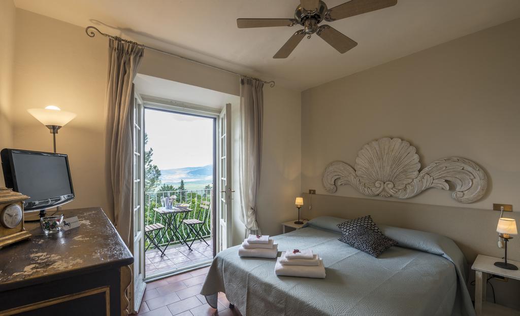 Hotel Il Cavallino Blu فولتيرا المظهر الخارجي الصورة