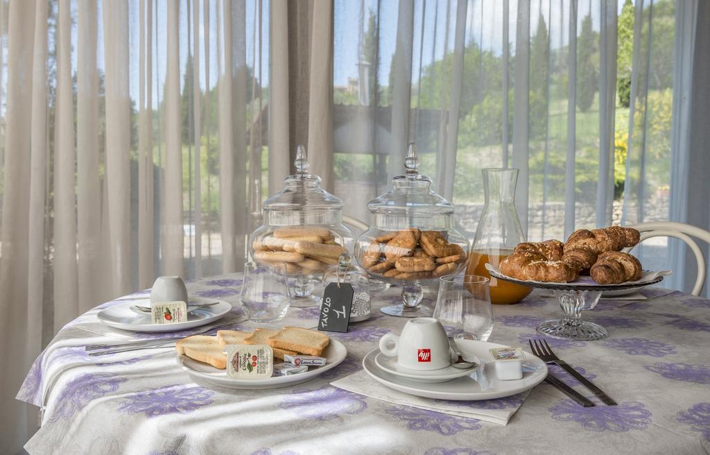 Hotel Il Cavallino Blu فولتيرا المظهر الخارجي الصورة